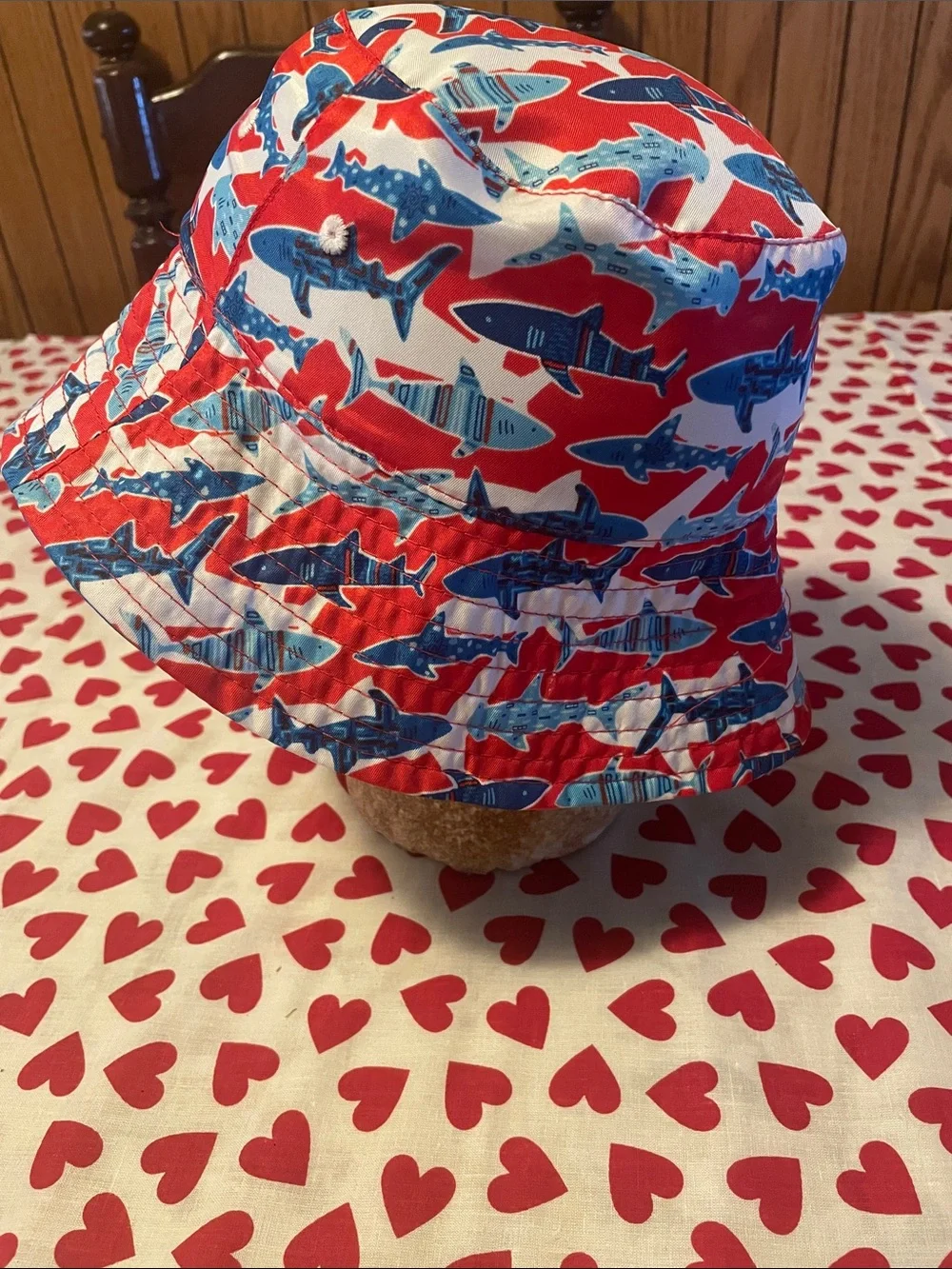 Super cute red, white & blue UV skinz sun bucket hat (youth)